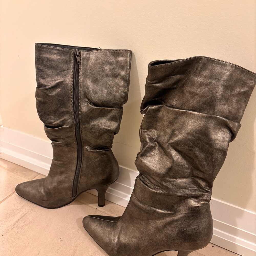 Elegant Metallic Scrunch Boots